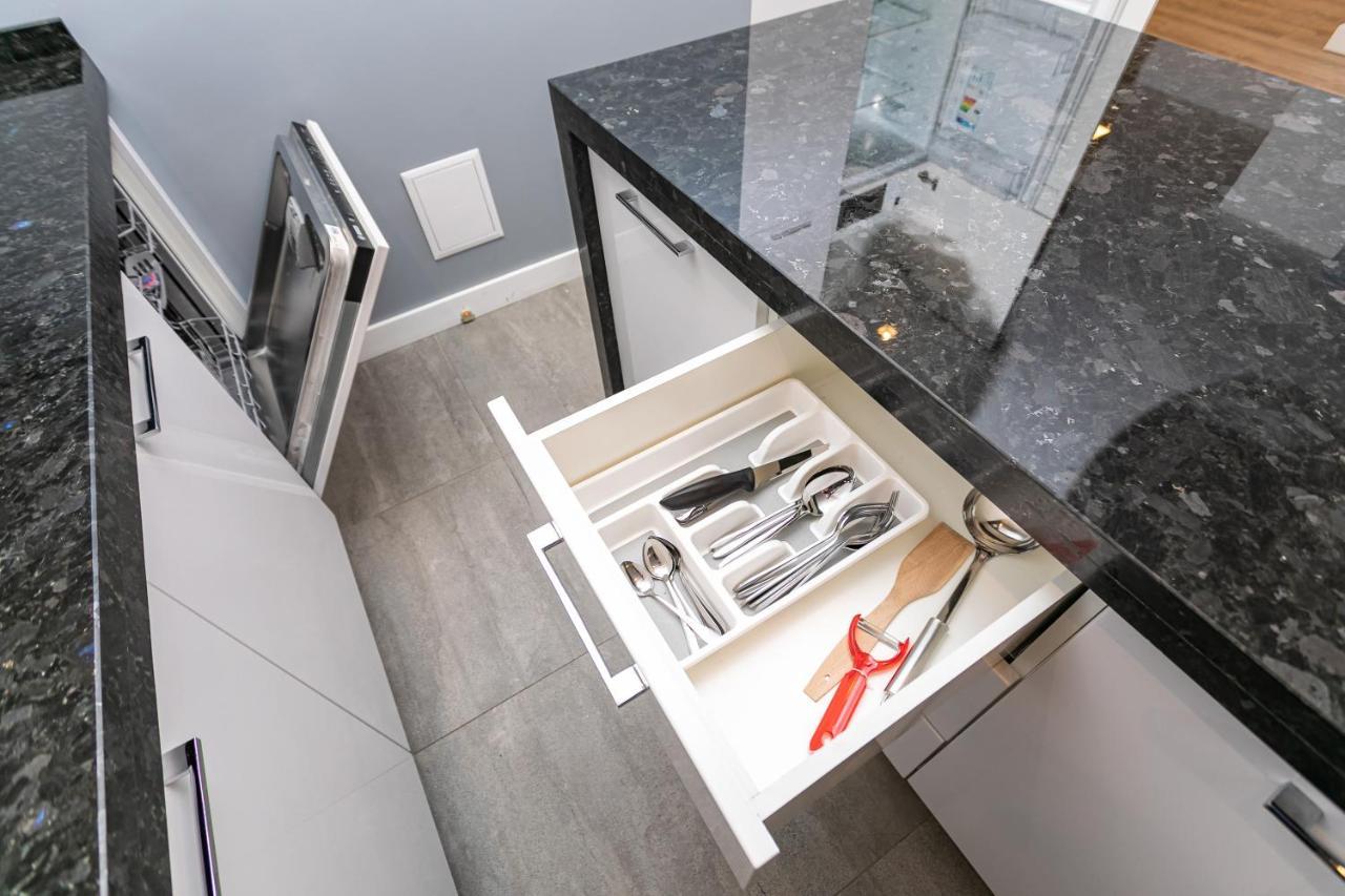 Petrovdom 190-199-216 In Spacious Apartments At Rc New York Concept House Kiev Ngoại thất bức ảnh