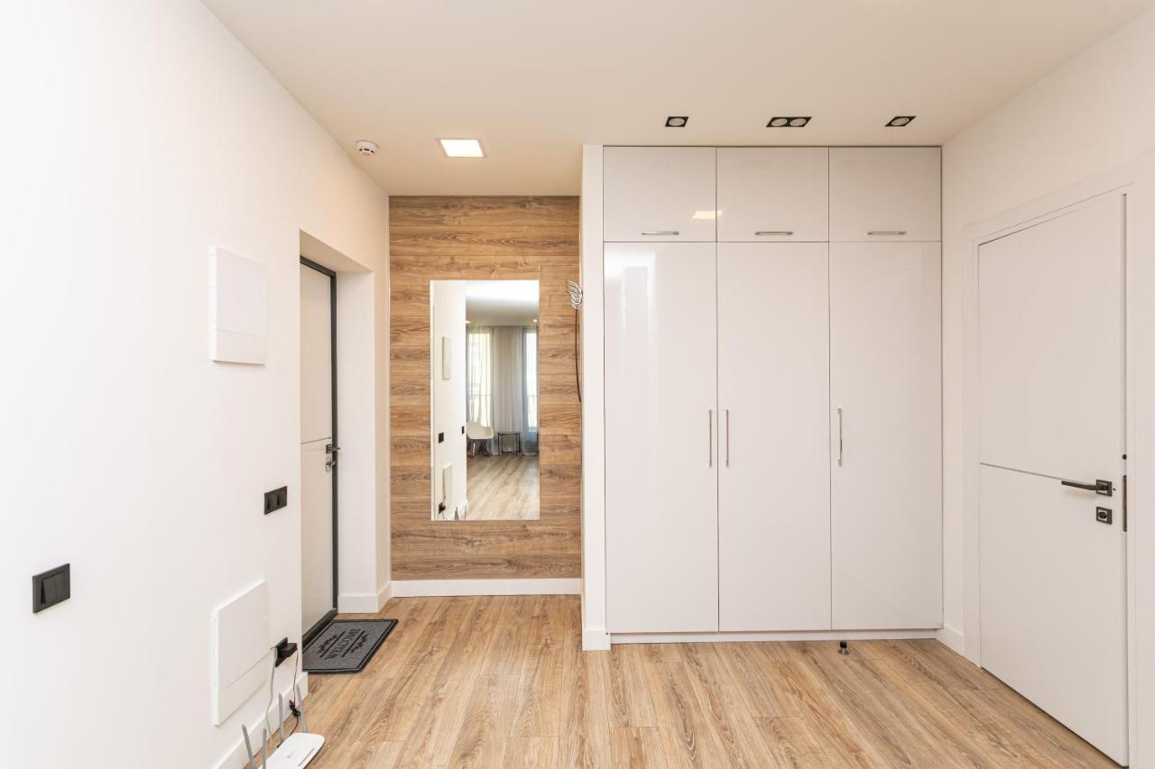Petrovdom 190-199-216 In Spacious Apartments At Rc New York Concept House Kiev Ngoại thất bức ảnh